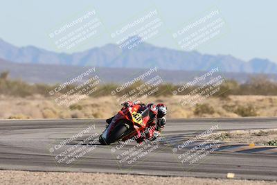 media/Dec-07-2025-CVMA (Sun) [[3e7d2de5dc]]/Race 10-Formula 40 Open/